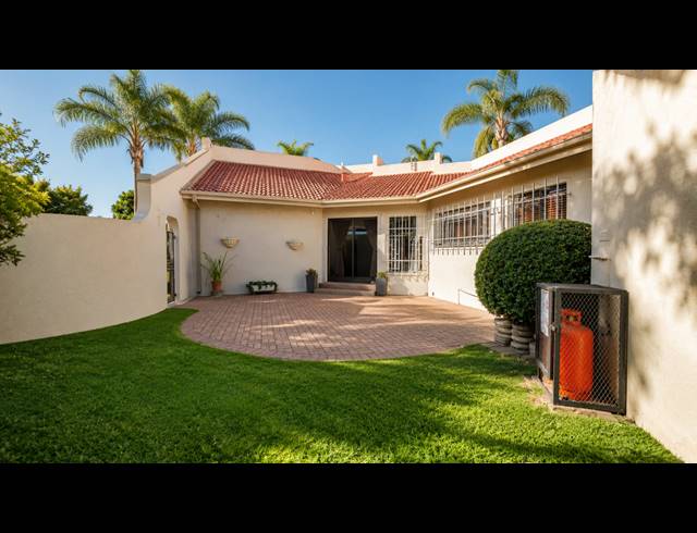 4 BEDROOM HOUSE FOR SALE IN BENDOR